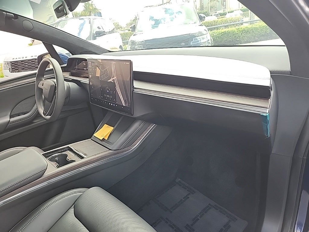 2024 Tesla Model X Base