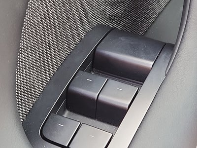 2024 Tesla Model X Base