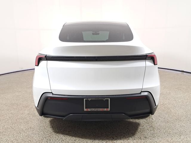 2026 Tesla Model Y Premium