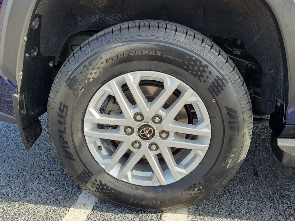 2023 Toyota Sequoia SR5