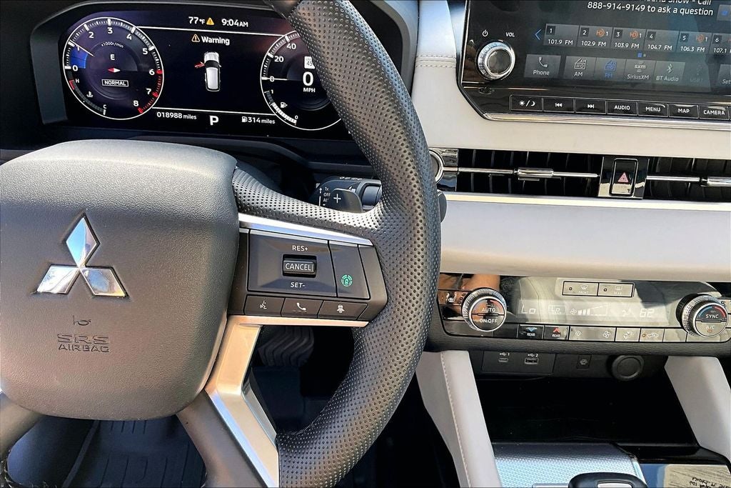 2023 Mitsubishi Outlander SEL