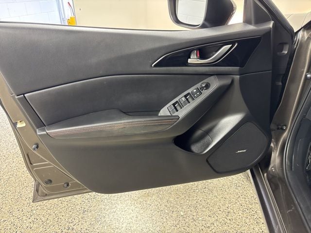 2015 Mazda Mazda3 s Touring Base