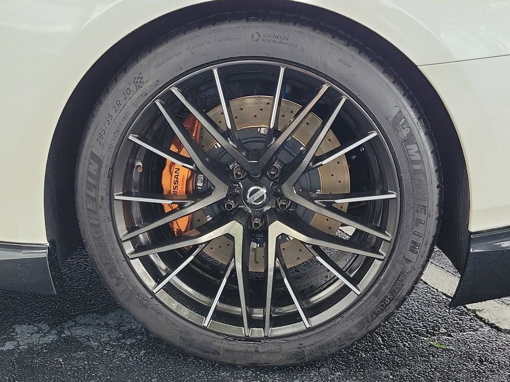 2021 Nissan GT-R Premium