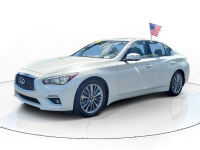 2023 INFINITI Q50 LUXE