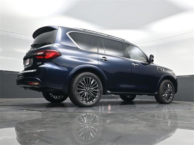 2023 INFINITI QX80 Premium Select