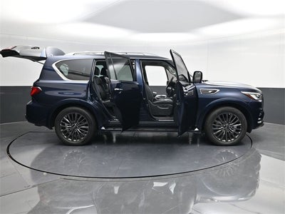 2023 INFINITI QX80 Premium Select