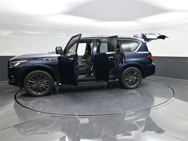 2023 INFINITI QX80 Premium Select