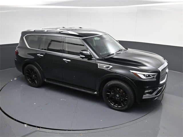 2021 INFINITI QX80 LUXE