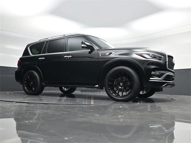 2021 INFINITI QX80 LUXE