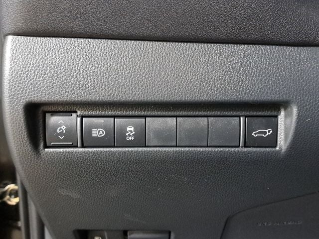 2024 Toyota Venza LE