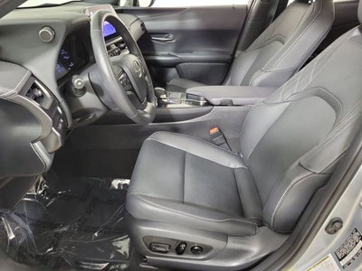 2025 Lexus UX 300h Premium