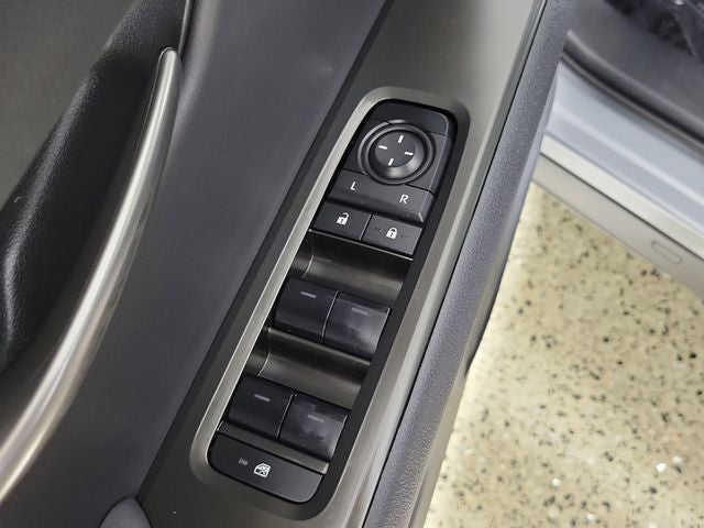 2025 Lexus UX 300h Premium