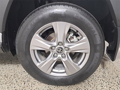 2022 Toyota RAV4 Hybrid LE