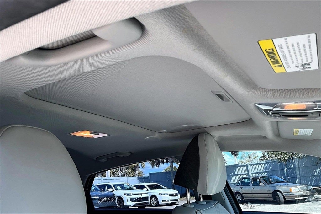 2022 Hyundai Elantra Limited