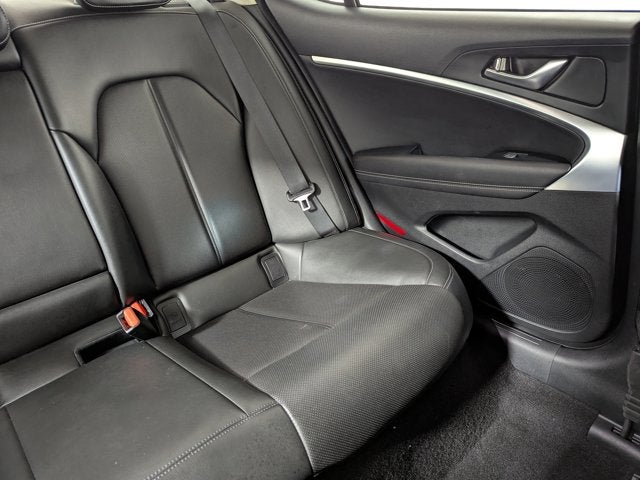 2023 Genesis G70 2.0T RWD