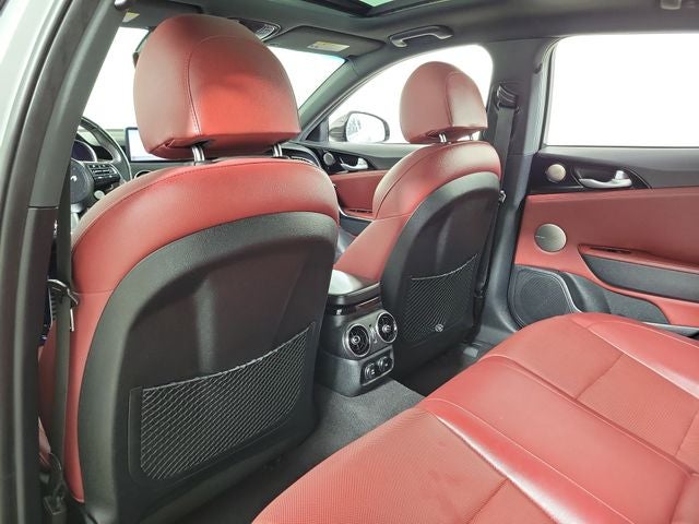 2022 Kia Stinger GT-Line