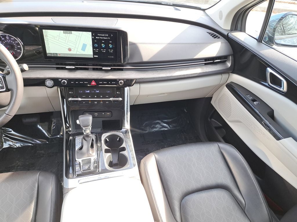 2024 Kia Carnival EX