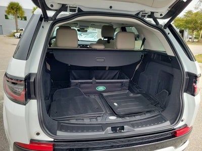 2025 Land Rover Discovery Sport S