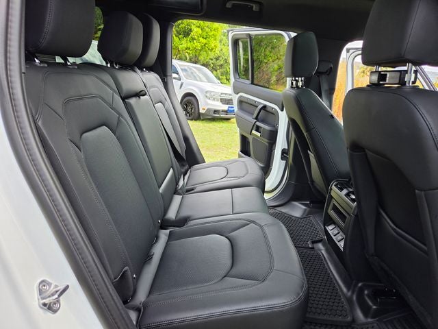 2025 Land Rover Defender S