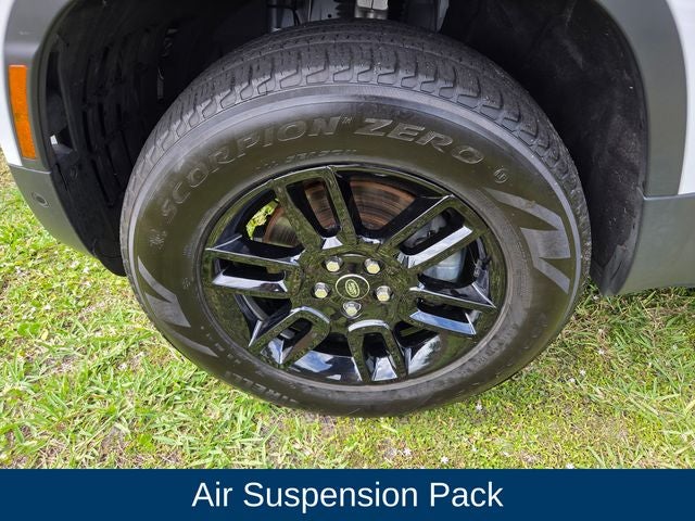 2025 Land Rover Defender S