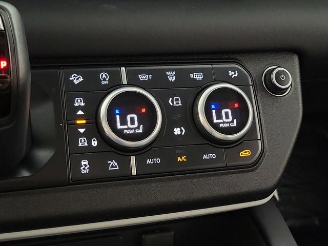 2024 Land Rover Defender 110 S