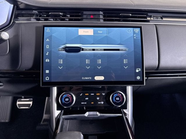 2023 Land Rover Range Rover SE