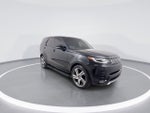 2024 Land Rover Discovery Metropolitan Edition
