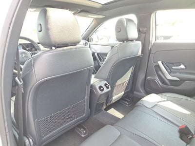 2022 Mercedes-Benz A 220 A 220
