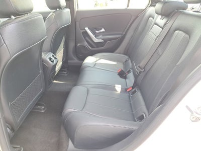 2022 Mercedes-Benz A 220 A 220