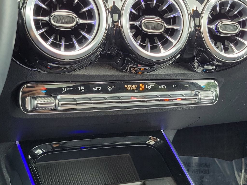 2023 Mercedes-Benz GLB 250 GLB 250
