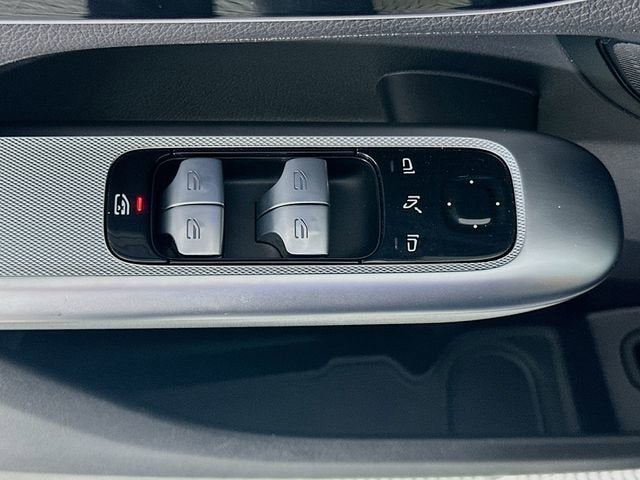 2023 Mercedes-Benz GLC GLC 300