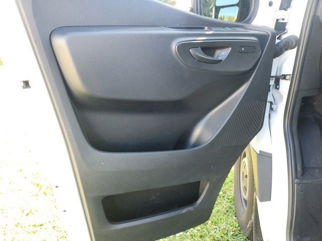 2024 Mercedes-Benz Sprinter Crew Van Crew 170 WB High Roof