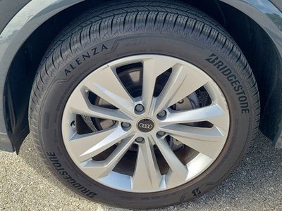 2025 Audi Q6 e-tron Premium Plus