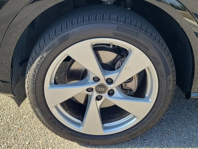 2025 Audi Q5 2.0T Premium Plus