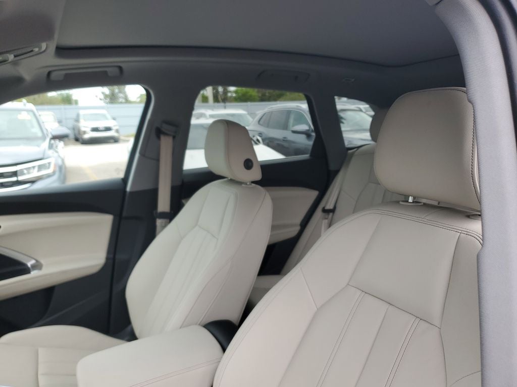 2025 Audi Q5 2.0T Premium Plus quattro