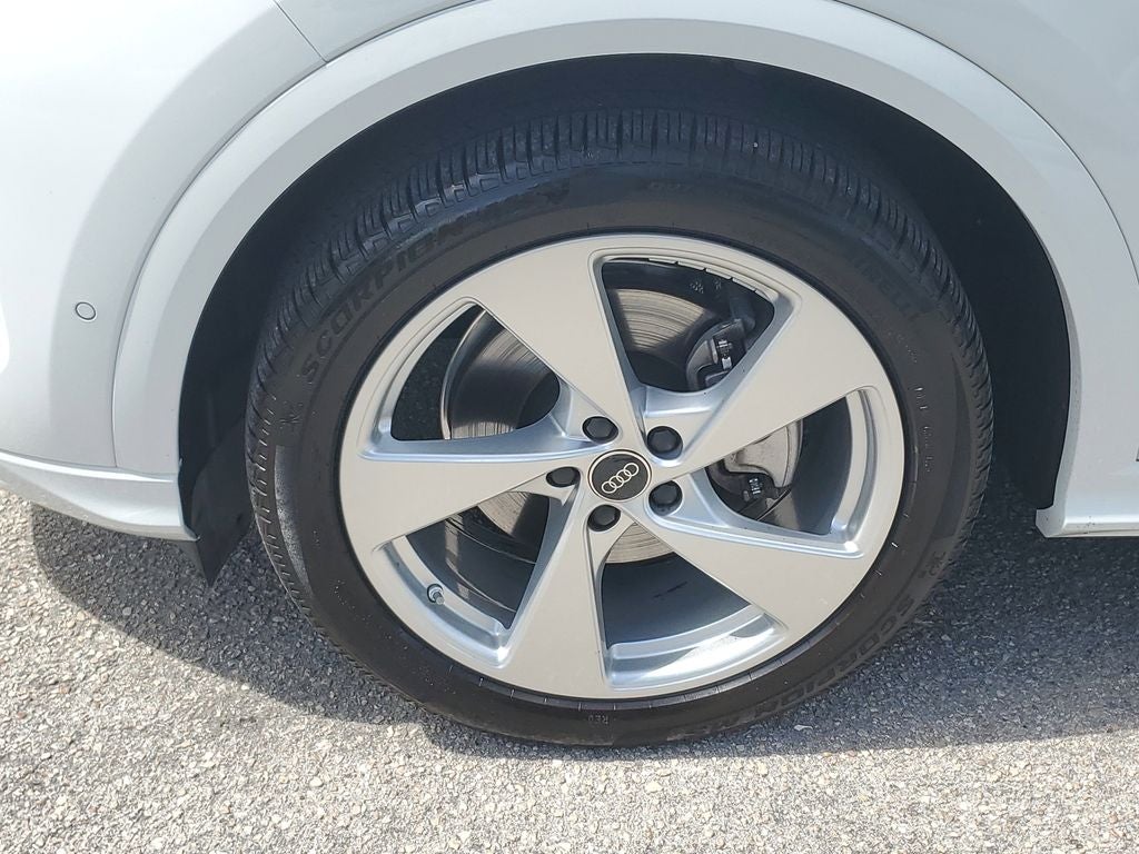 2025 Audi Q5 2.0T Prestige quattro