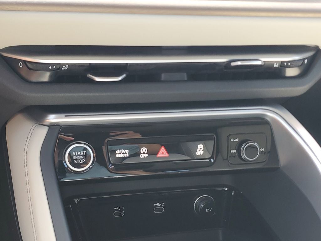 2025 Audi Q5 2.0T Prestige quattro