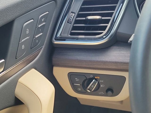 2023 Audi Q5 Sportback 45 S line Premium