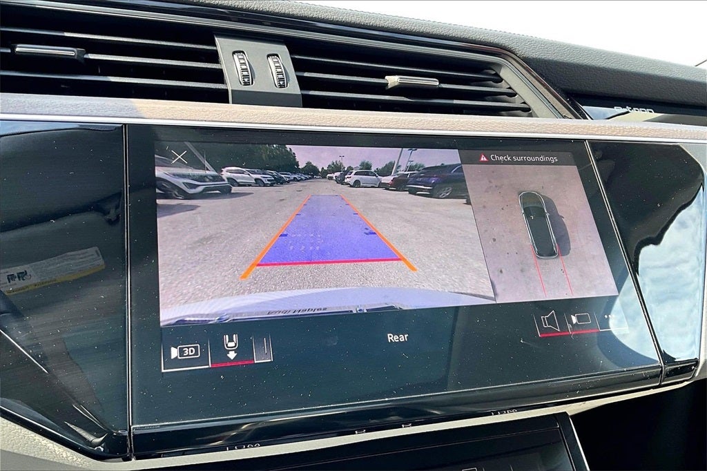 2024 Audi Q8 e-tron Premium Plus quattro