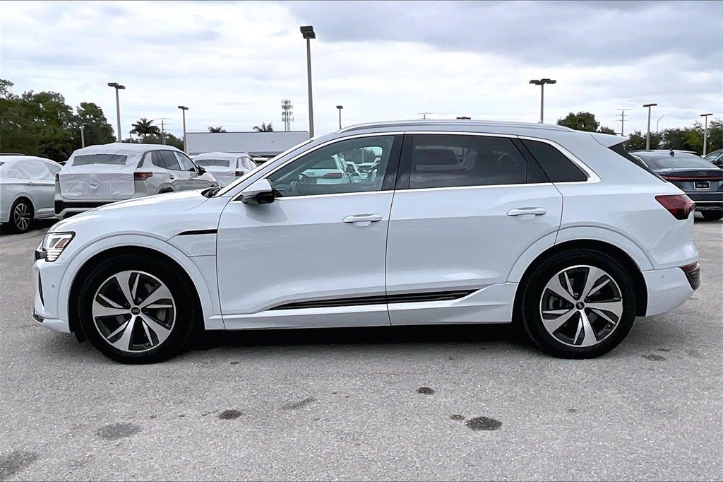 2024 Audi Q8 e-tron Premium Plus quattro