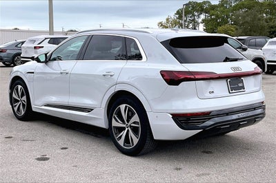 2024 Audi Q8 e-tron Premium Plus quattro