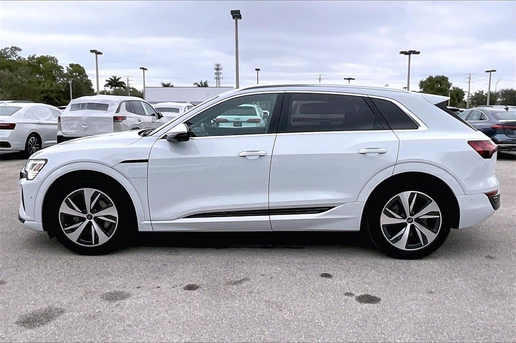 2024 Audi Q8 e-tron Premium Plus quattro