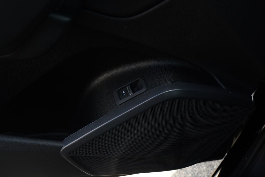 2023 Audi Q5 40 Premium quattro