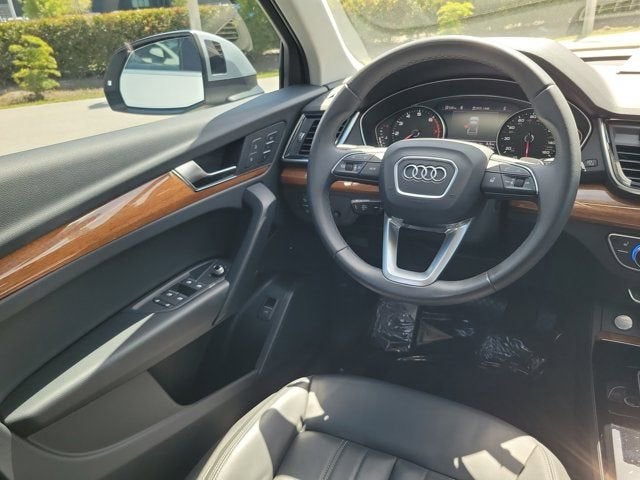 2023 Audi Q5 40 Premium