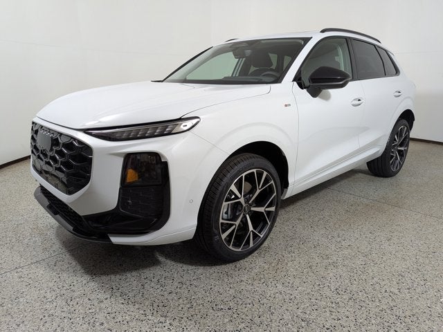 2026 Audi Q3 S line
