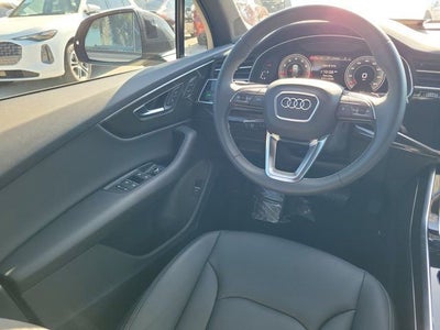 2025 Audi Q7 45 Premium