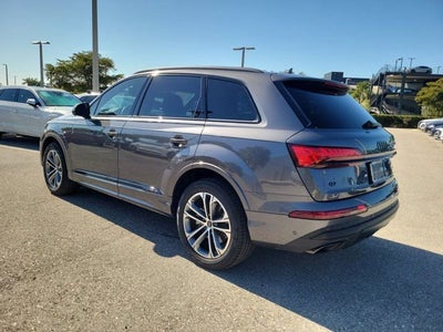 2025 Audi Q7 45 Premium