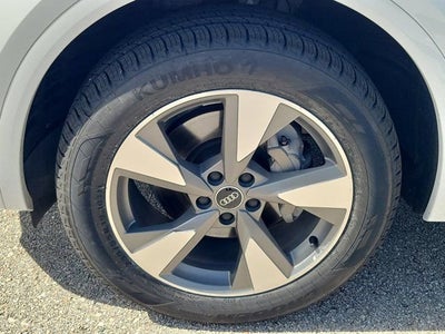 2023 Audi Q5 40 Premium Plus