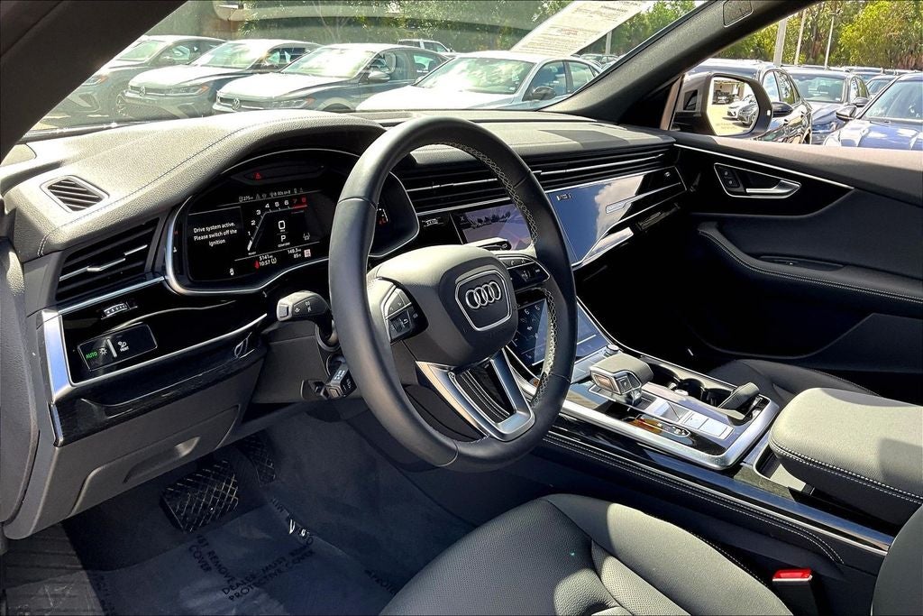 2025 Audi Q8 55 Premium Plus quattro