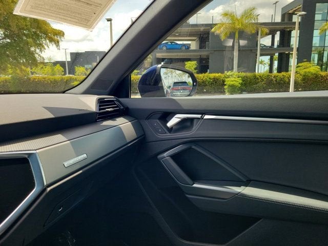 2025 Audi Q3 Premium